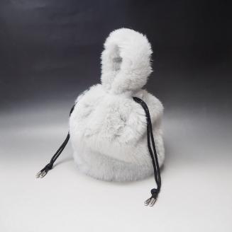 【1011】コロッとしたフォルムが可愛い!　フェイクファー巾着バッグ グレー