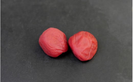 紀州蔵出し 完熟南高梅 しそ漬セット2.4kg（800g×3） / 田辺市 紀州南高梅 南高梅 梅干し 梅干 梅 うめ 肉厚 お米 おにぎり 焼酎 梅酒 健康 しそ漬け梅干し 紫蘇 シソ 和歌山【kms018-1】