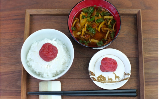 紀州蔵出し 完熟南高梅 しそ漬セット2.4kg（800g×3） / 田辺市 紀州南高梅 南高梅 梅干し 梅干 梅 うめ 肉厚 お米 おにぎり 焼酎 梅酒 健康 しそ漬け梅干し 紫蘇 シソ 和歌山【kms018-1】