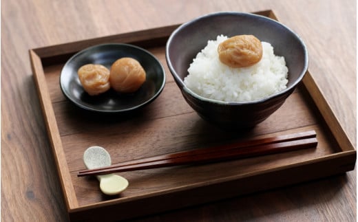 紀州南高梅 はちみつ漬（塩分約8％）1kg（500g×2）  / 紀州南高梅 南高梅 梅干し 梅干 梅 うめ 和歌山 田辺市 肉厚 お米 おにぎり 焼酎 梅酒 健康 はちみつ梅 産地直送【nkn016-2】