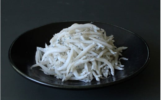 釜揚げしらす（木箱入り）1kg※北海道・沖縄・離島配送不可 / 贈答品 ギフト しらす丼 丼ぶり シラス 冷蔵 お取り寄せ 和歌山県 田辺市【has004-3】