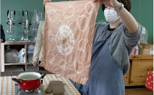 梅枝で染物体験ができるペアチケット /  体験 手作り 染物 リラックス  和歌山 田辺市  チケット ペアチケット ハンドメイド【grt006-1】