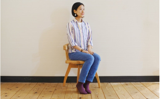 紀州スギの回転コシイス / 和歌山 田辺市 龍神村 紀州材 紀州杉 紀州スギ 杉の木 杉 スギ 桜 サクラ 回転椅子 木の椅子 椅子 チェア 家具【gwo010-1】