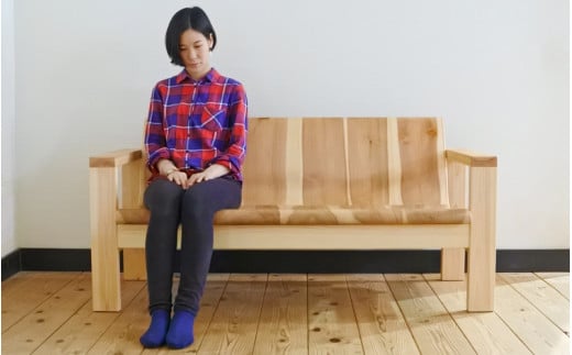 紀州スギのラウンジベンチ / 和歌山 田辺市 龍神村 紀州杉 紀州スギ 杉 スギ 檜 ヒノキ ベンチ 椅子 木のベンチ 木の椅子 チェア 家具【gwo016-1】