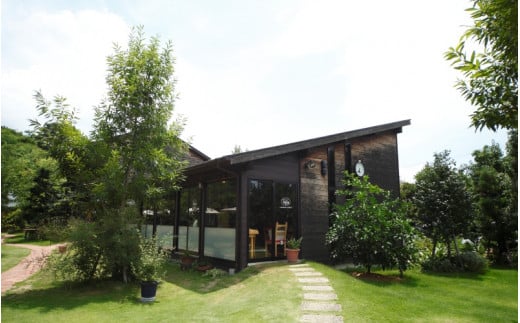 「スローフードバイキング農家レストランみかん畑」ペアランチチケット / お食事 お食事券 バイキング ランチ 和歌山 田辺市 旬の食材 新鮮 スローフード ヘルシー 美味しい 野菜 農家 レストラン 【grt001-1】