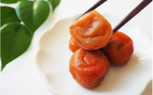 紀州南高梅 白干し梅（塩分約20%）700g  / 和歌山 田辺市 紀州南高梅 南高梅 梅干し 梅干 梅 うめ 肉厚 お米 おにぎり 焼酎 梅酒 健康 白干し【hnt017】