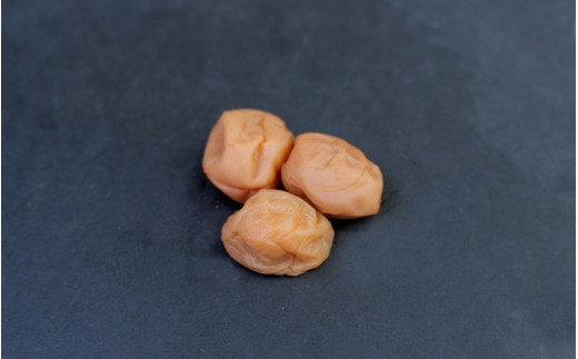 紀州南高梅 小粒蜂蜜漬け梅干（塩分約8％）700ｇ×3セット / 田辺市 紀州南高梅 南高梅 梅干し 梅干 梅 うめ 肉厚 お米 おにぎり 焼酎 梅酒 健康 南高梅小粒 小粒 糖蜜漬け梅干し 糖蜜漬け 甘口【kms002-2】