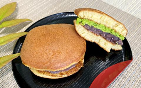 熊野生まれの生どら焼き 10個　【抹茶クリーム×4個、クリーム×4個、苺クリーム×2個】【kht001A】