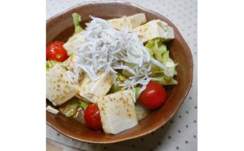 茹でたて釜揚げしらす　1kg(250g×4パック)【冷蔵】無添加・無着色 / しらす シラス 釜揚げ 小分け 冷蔵【mar101】