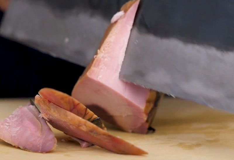 ＼旨味凝縮／鰹焼節 亀節 3本入り 約1.2kg 焼節にこだわって120年 / 生節 なまぶし なまり節 鰹 節 かつおぶし【tka004】