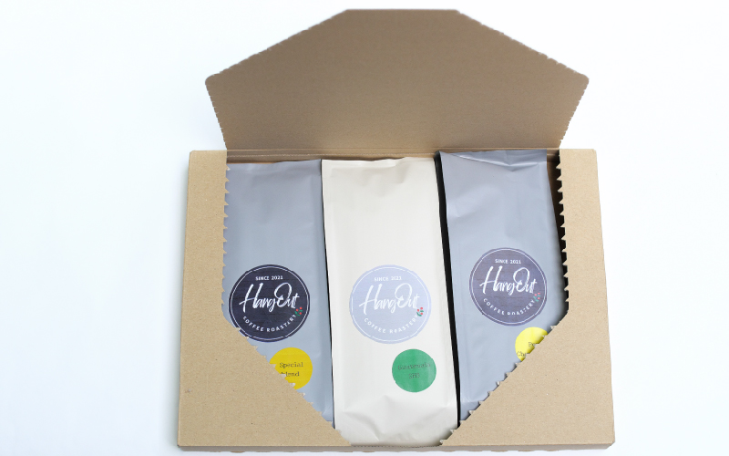 【粗挽き】店主おまかせ 挽き立てコーヒー豆3種類セット(100g×3種類） / コーヒー豆 コーヒーセット 挽き立てコーヒー【hgo003-c】