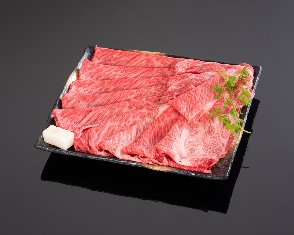 熊野牛 すき焼き・しゃぶしゃぶ肩ローススライス 500g / 熊野 牛 和歌山 和牛 お肉 肉 にく しゃぶしゃぶ 肩ロース ロース【mtf424A】