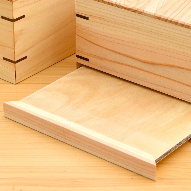 和風 ティッシュケース/木製 ティッシュボックス  木工品 カフェ 紀美野町 カットボード ウッド ティッシュカバー【twn016】