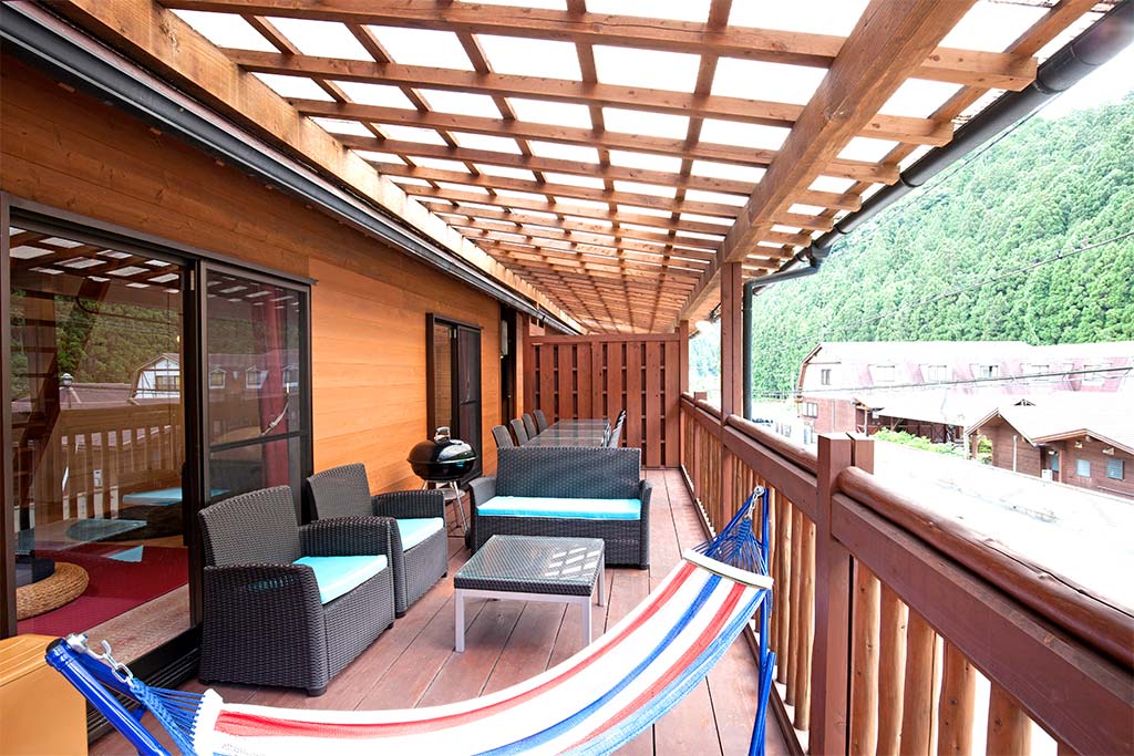 たまゆらの里ペア宿泊券【1泊2食付】(土・祝日の前日宿泊用) /宿泊 宿 コテージ グランピング BBQ 朝食付き