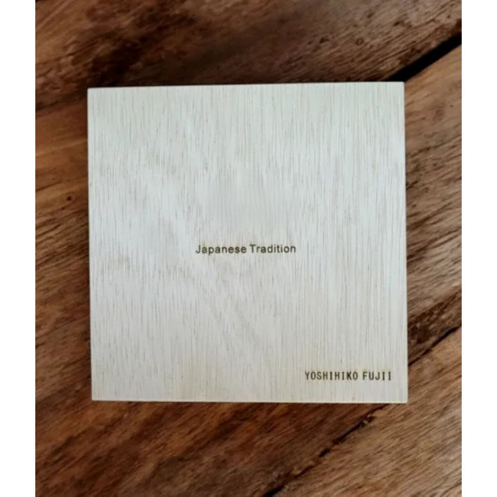 丸小皿 桜 純白（ゴールド桜） ［NF256］