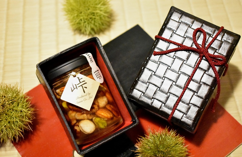 ナッツの蜂蜜漬【峠プレミアム 萌（MOE）】～熊野古道 峠の蜂蜜×ナッツ 【SW12】