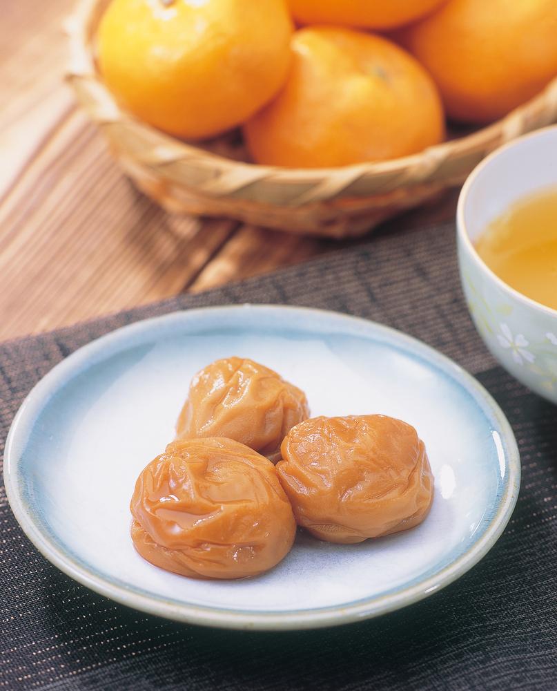 高級南高梅みかん梅400g入 紀州塗箱 網代模様仕上 【SW90】