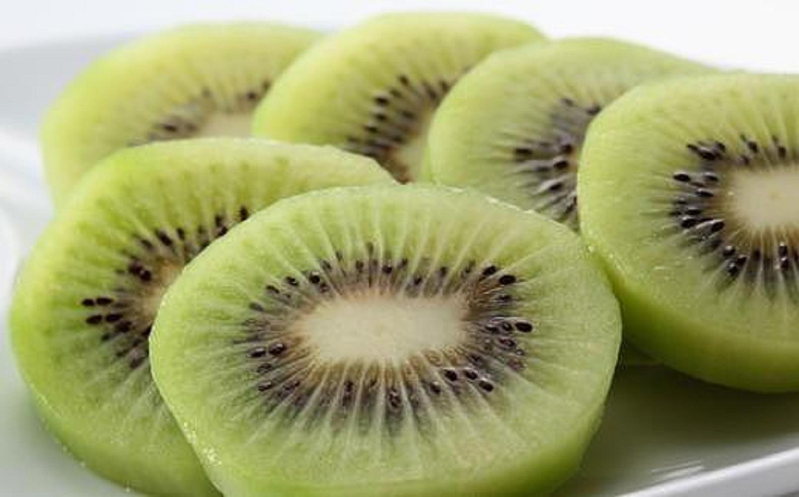 和歌山九度山町産 キウイフルーツ 約3.6kg (玉数おまかせ 24玉～36玉のいずれか 秀品)★ 2026年1月中旬頃より順次発送