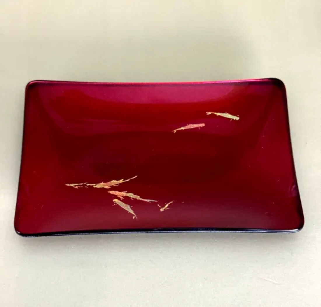 角小皿 鯉 赤溜 ［NF133］