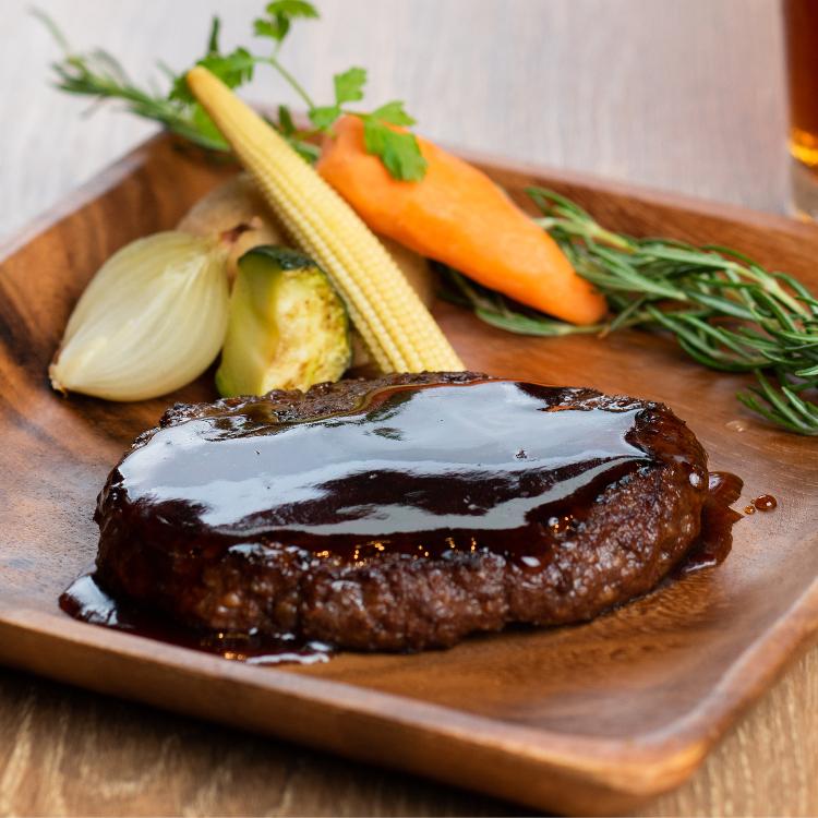 熊野牛 生ハンバーグ 8個入り【MT55】