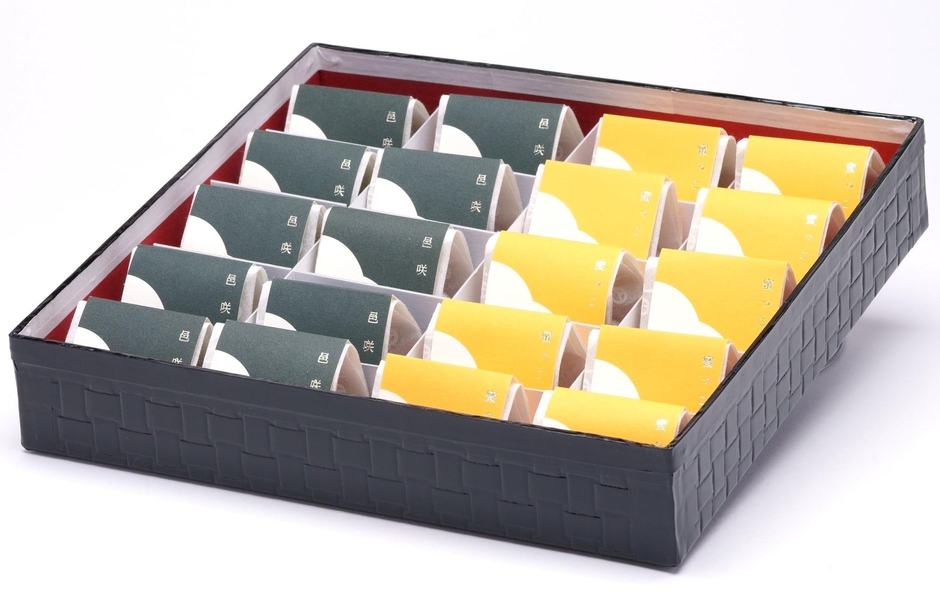 【ギフト用】高級南高梅はちみつ梅・邑咲（昆布旨味）個包装計20粒入 紀州塗箱 網代模様仕上