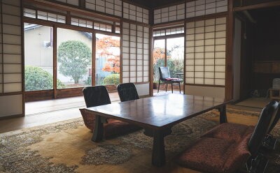 Z6121_創業86年 昭和初期の料理旅館 お食事券 2名様 「くえ プ