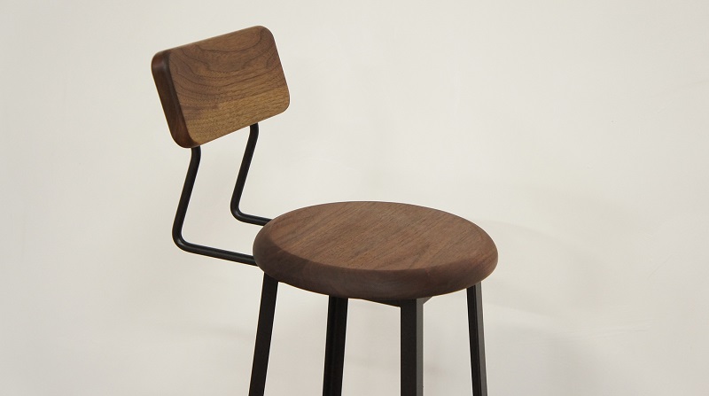 アイアンカウンターチェア(SEAT300)木材：ブラックウォルナット材×フレーム：2液ウレタン塗装　艶消しクリア アンティーク風インダストリアル