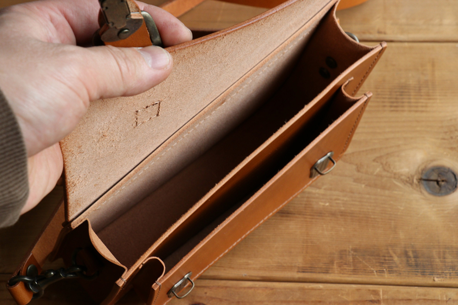 【ブラウン】ＳＢ-01ショルダーバッグ