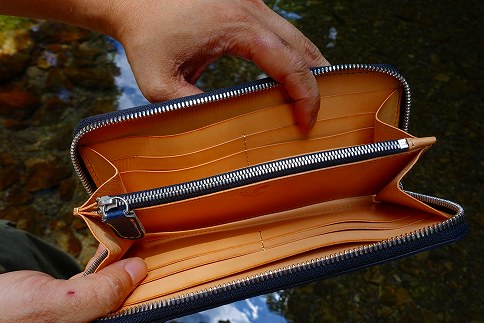 【職人手縫い】和歌山日本鹿革長財布　青龍（青色）