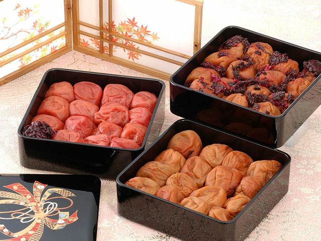 紀州南高梅　うるし三段重ね