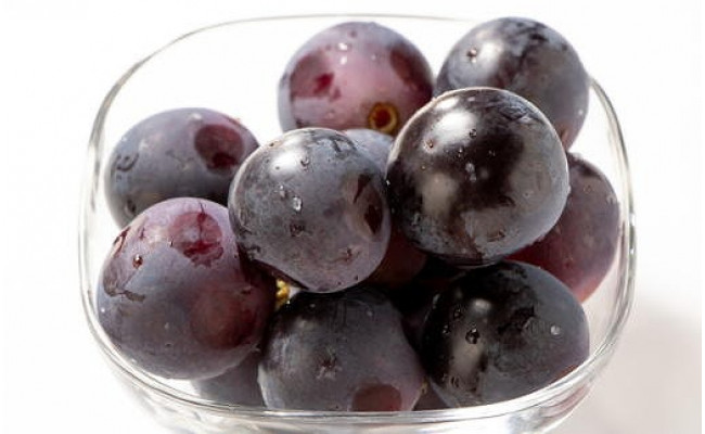 【厳選・産直】和歌山県産たねなしピオーネ約2kg（目安：3