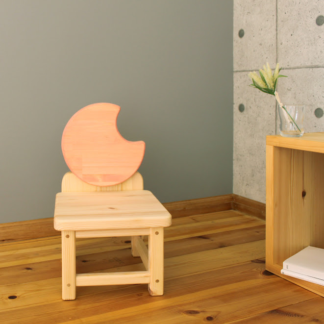こども椅子　おつきさま（color：ピーチ）
※着日指定不可