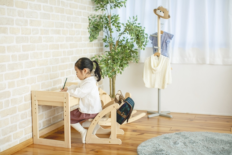 IKONIH キッズチェア ｜ おもちゃ 子供 こども オモチャ 玩具 