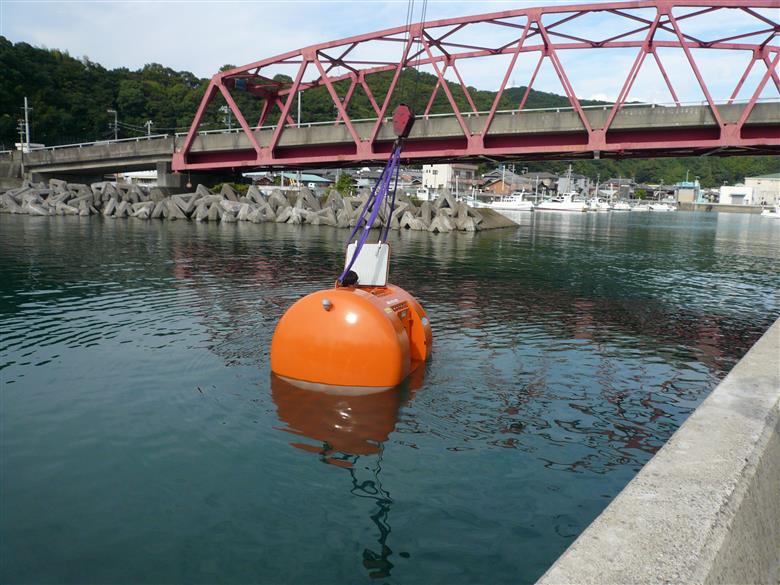 津波 水害用 避難カプセル 「たすかプセル」 防災 防災用品 防災グッズ 非常時 安全 命を守る 完全受注生産【hmdk001】