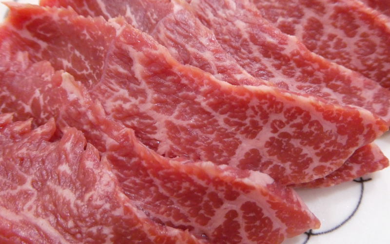 和歌山県産 黒毛和牛「熊野牛」 特選ローススライス(すき焼き用) 800g 4等級以上【mtgn030】