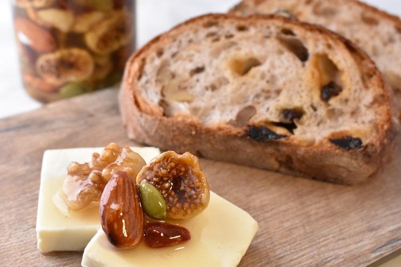 ナッツ・ドライフルーツの蜂蜜漬【峠プレミアム 玄（KURO）】～熊野古道 峠の蜂蜜×ナッツ・ドライフルーツ 【SW14】