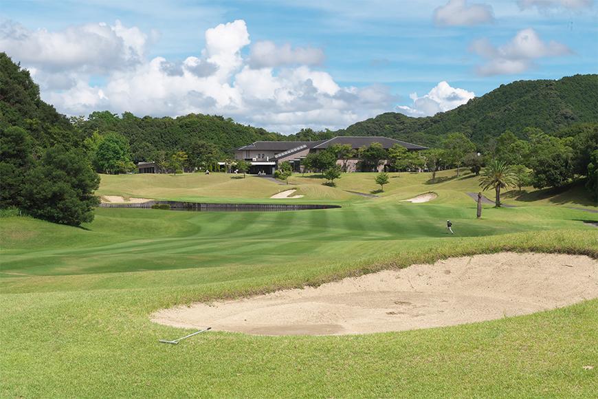 ラ・グレースゴルフ倶楽部　プレー割引券（３０００円×５枚）
