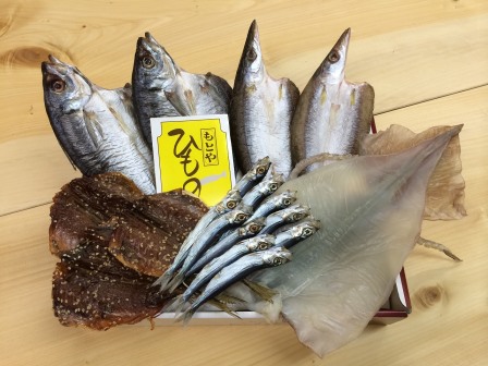 潮彩(ひもの詰合せ)　mtya001A