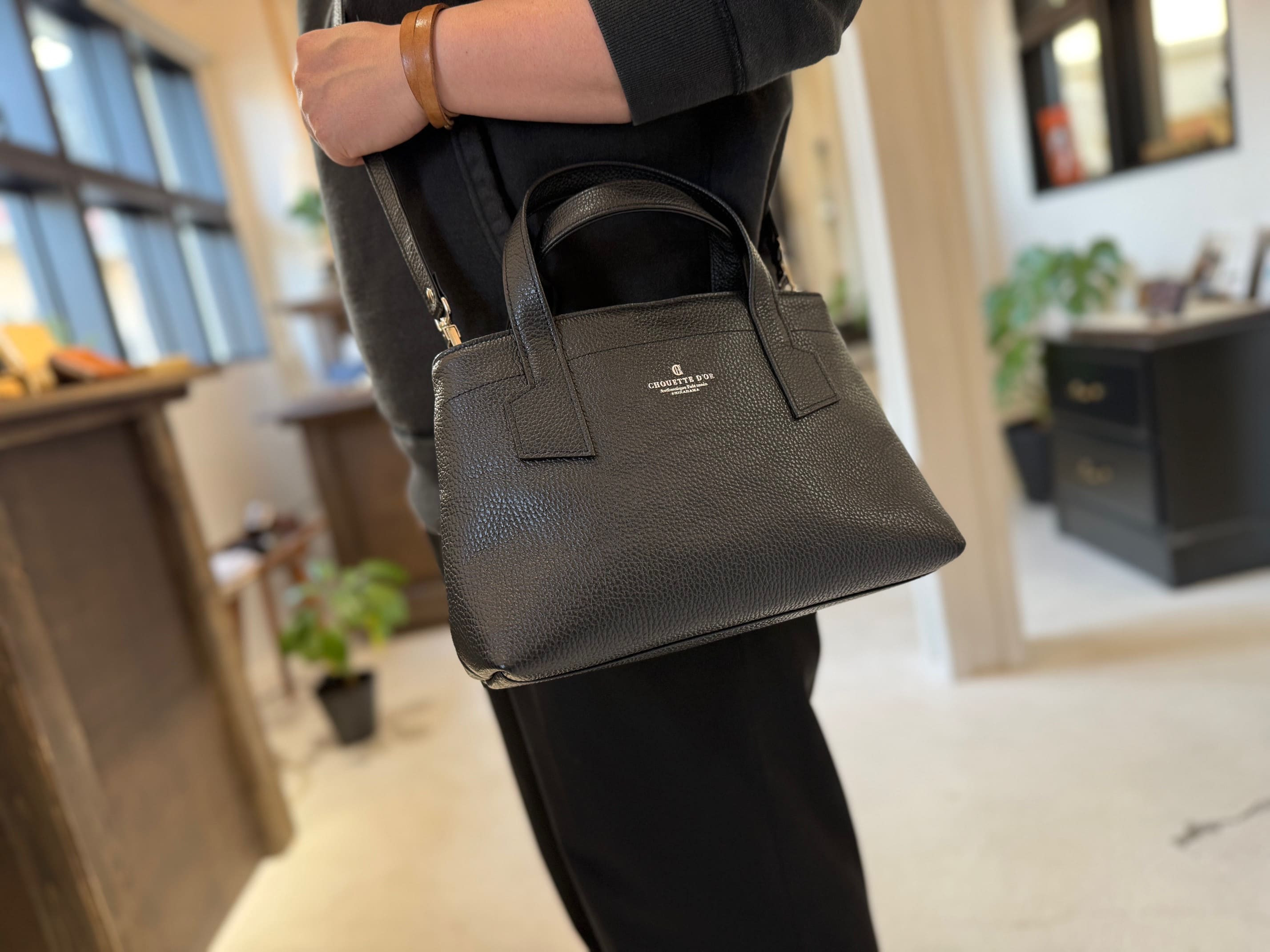 革職人が作った本革トートバッグXSシュリンク【ブラック】