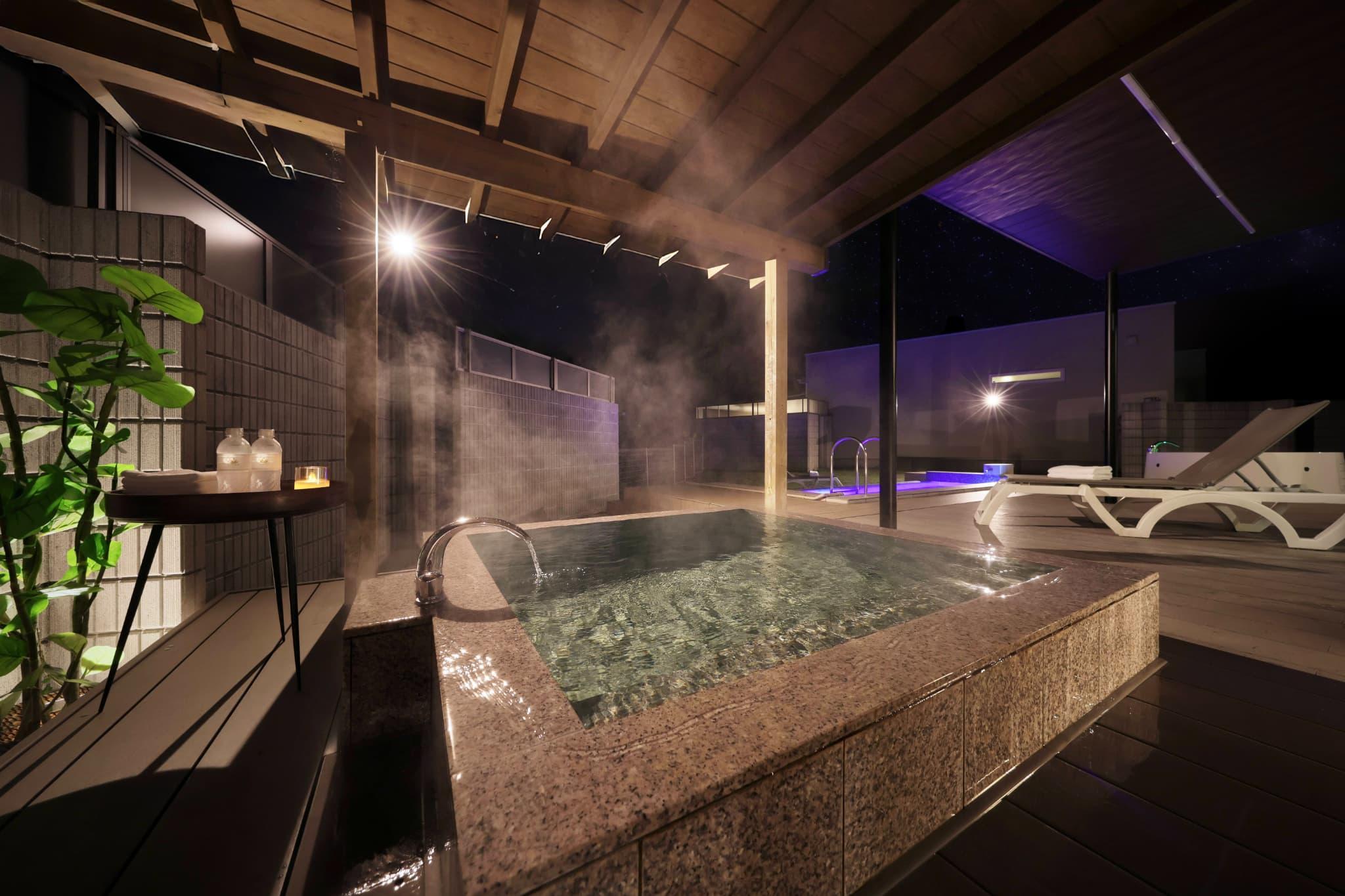 【クリスタルヴィラ白浜】ペットと泊まれるプライベートプール付きロイヤルスイートヴィラ ペア宿泊