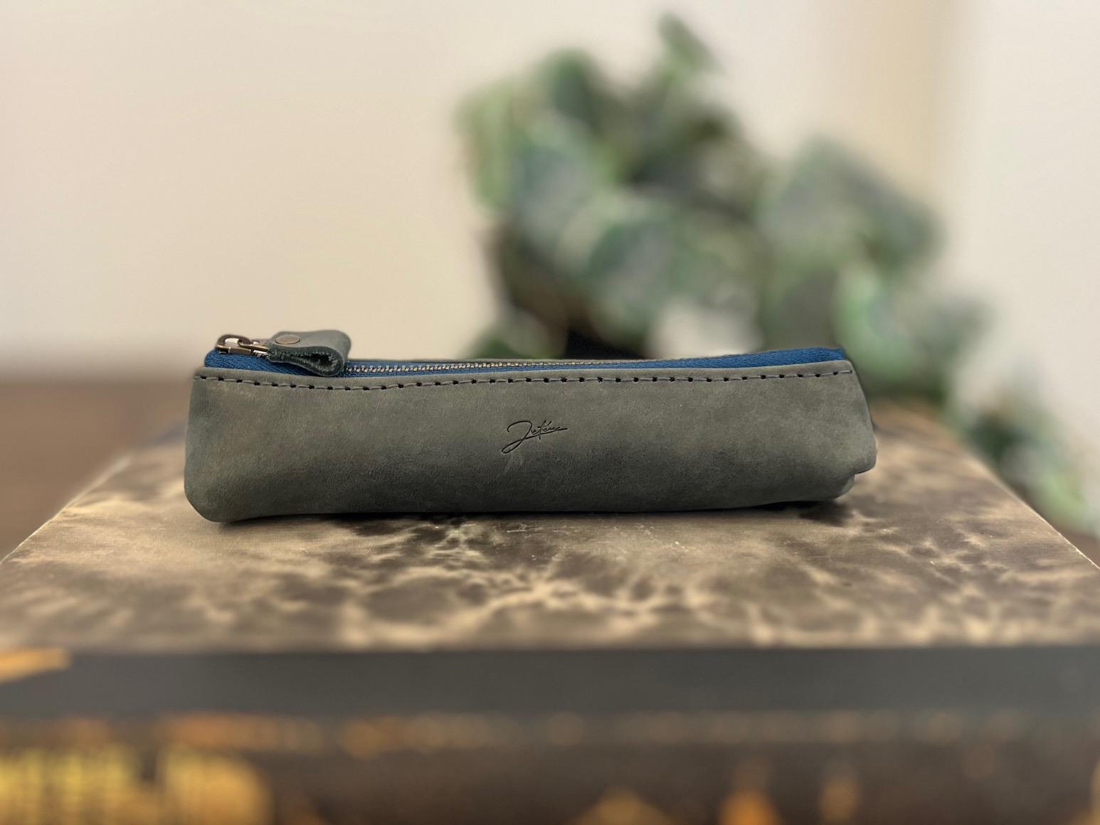 革職人が作る　本革ペンケースS　【ネイビー】