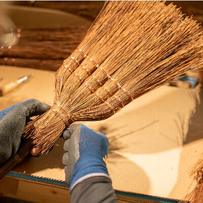 国産シダ箒 5玉