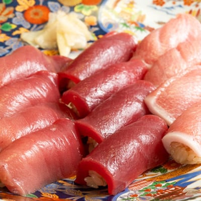 【年末12/25～30発送予定】和歌山県串本産本マグロ(養殖)トロ＆赤身セット500g【配送不可地域：離島】