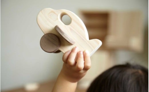 IKONIH 乗り物シリーズ / おもちゃ 子供 こども オモチャ 玩具 プレゼント お祝い 木 出産祝い 安全 オーガニックトイ ファーストトイ ままごと おままごと キッチン アイコニー【kip018】