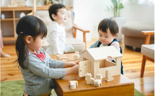 IKONIH アイコニーハウス / おもちゃ 子供 こども オモチャ 玩具 プレゼント お祝い 木 出産祝い 安全 オーガニックトイ ファーストトイ ままごと おままごと キッチン アイコニー【kip025】