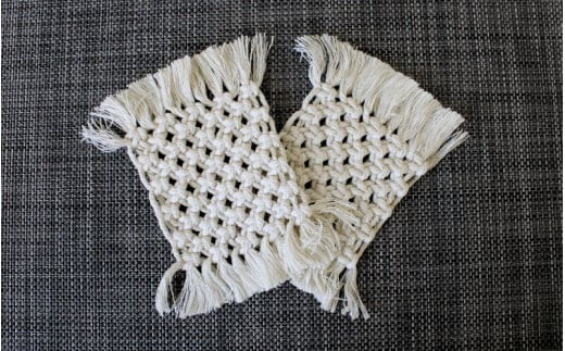 【ハンドメイド】マクラメ コースター /  マット テーブルウェア 敷物 雑貨 手作り【stn002】