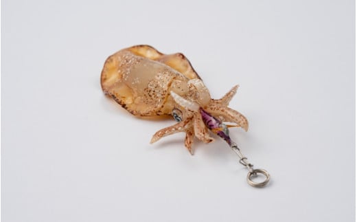 アオリイカ アクセサリー L  / オーダーメイド オーダー制作 キーホルダー ストラップ エギング 釣り 海 うみ ルームミラー 飾り アクセント インテリア おしゃれ かわいい お土産 雑貨 思い出 記念 プレゼント ギフト すさみ【mac005A】