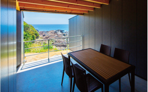 天然温泉露天風呂付ヴィラ TUZUMI WAKAYAMA SUSAMI 宿泊利用クーポン 90,000円分 全室オーシャンビュー / ヴィラ 宿泊 旅行 観光 温泉 天【tzm003】