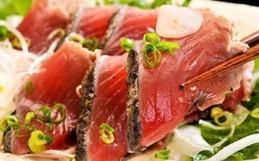  黄金藁焼き一本釣り 鰹タタキ 1kgと藻塩(5パック)のセット / かつお 鰹 かつおのたたき 海鮮 人気 【nks102C】