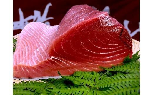 【年内発送/12月15日ご入金確認分まで】【定期便全3回】生まぐろの本場紀州勝浦から直送！　生メバチマグロ 約1kg（1カ月に1回お届け）（全3ヵ月）